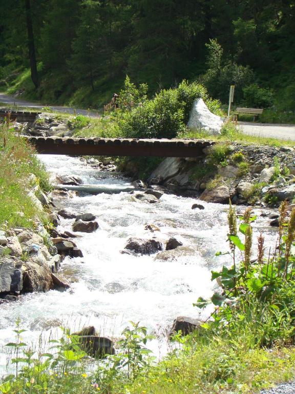 Haus Am Brunnen Bed & Breakfast *